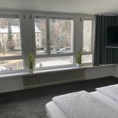 Apartment Zimmer&appartements Am Schloßplatz *