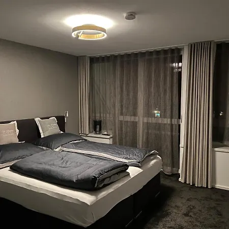 & Am Schlossplatz Appartamento *