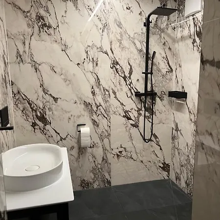 & Am Schlossplatz Daire *