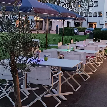 Zimmer&appartements Am Schloßplatz * Hohenems