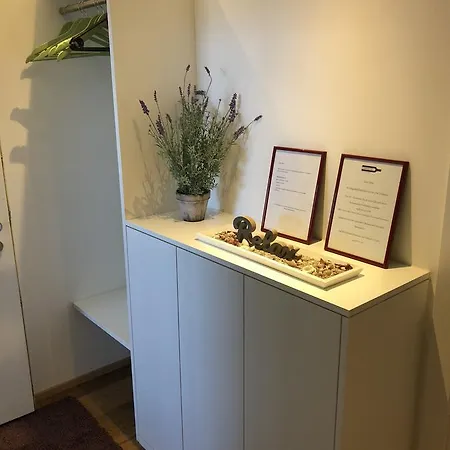 Zimmer&appartements Am Schloßplatz Apartment Hohenems