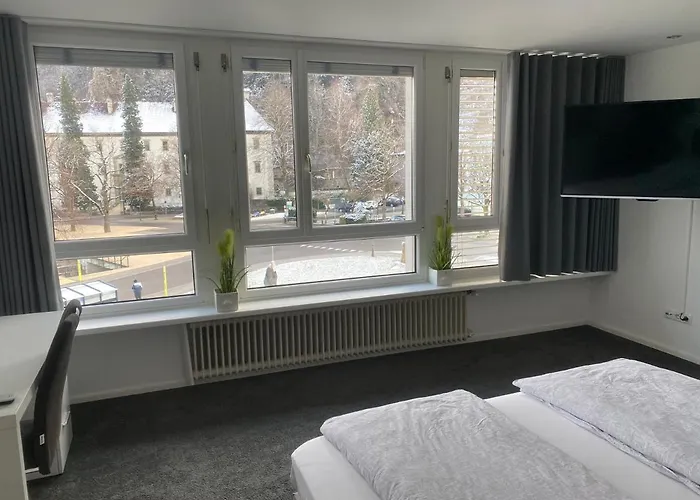 Apartment Zimmer&appartements Am Schloßplatz *